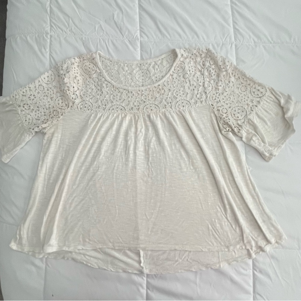 Ana White Top with Lace. Size XL. EUC.